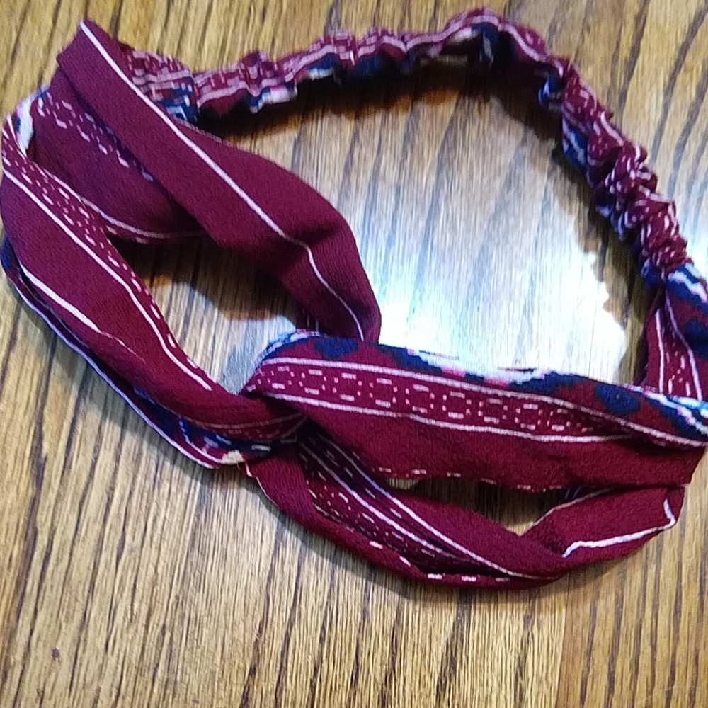 Boho twist elastic headbands.